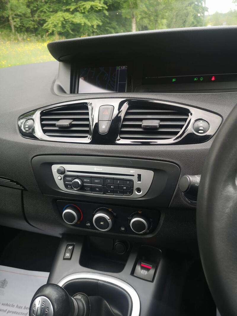 RENAULT SCENIC