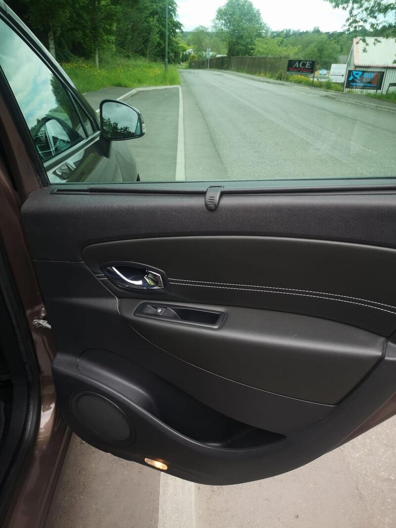 RENAULT SCENIC