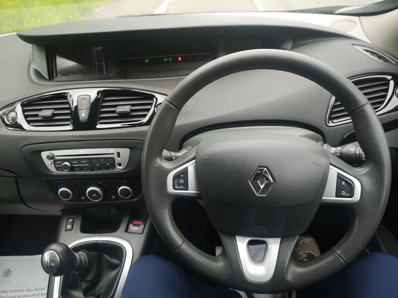 RENAULT SCENIC