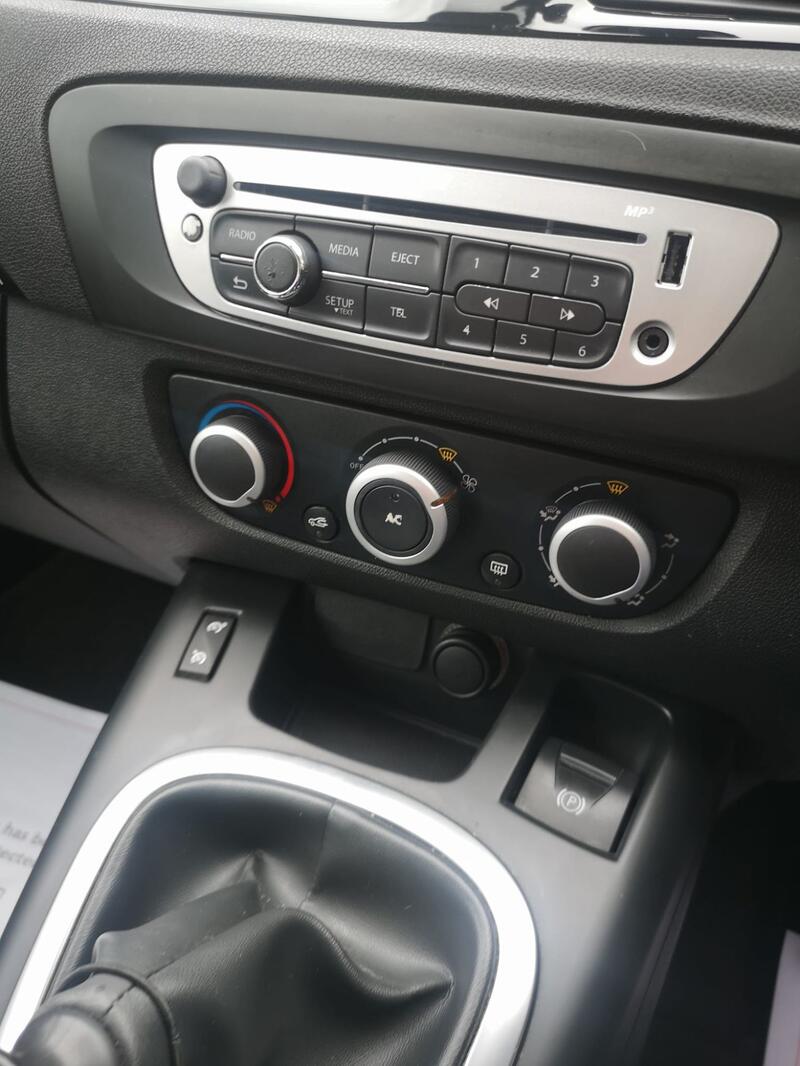 RENAULT SCENIC