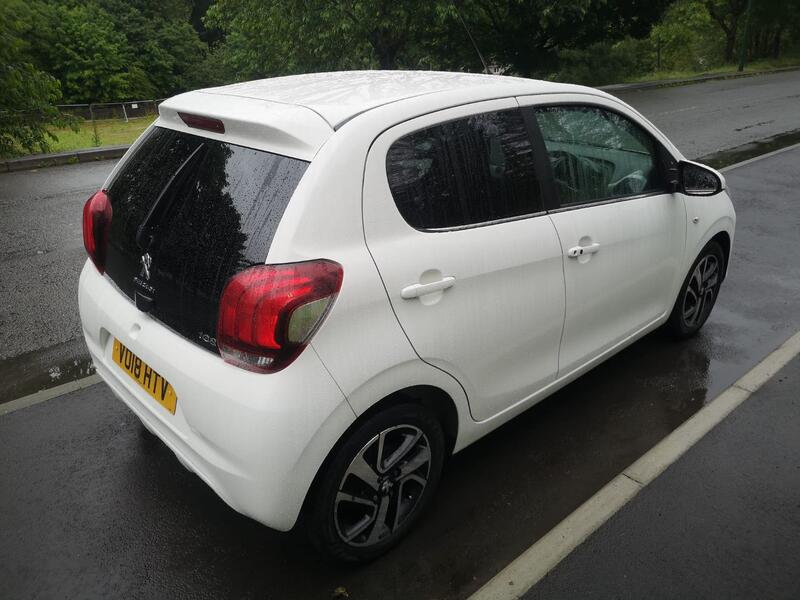 PEUGEOT 108