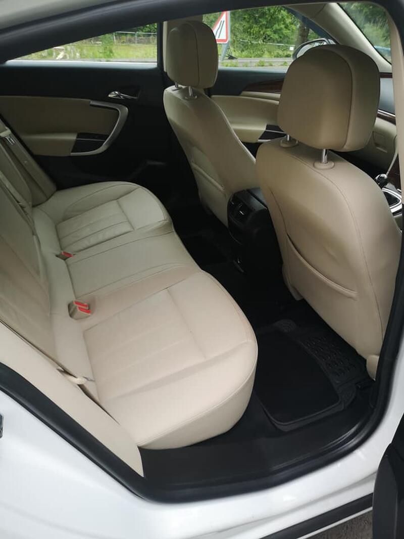 VAUXHALL INSIGNIA