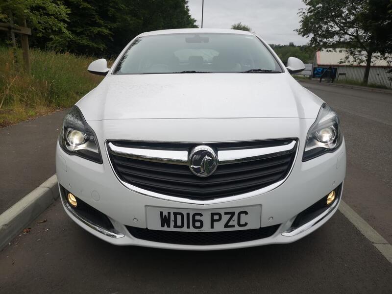 VAUXHALL INSIGNIA
