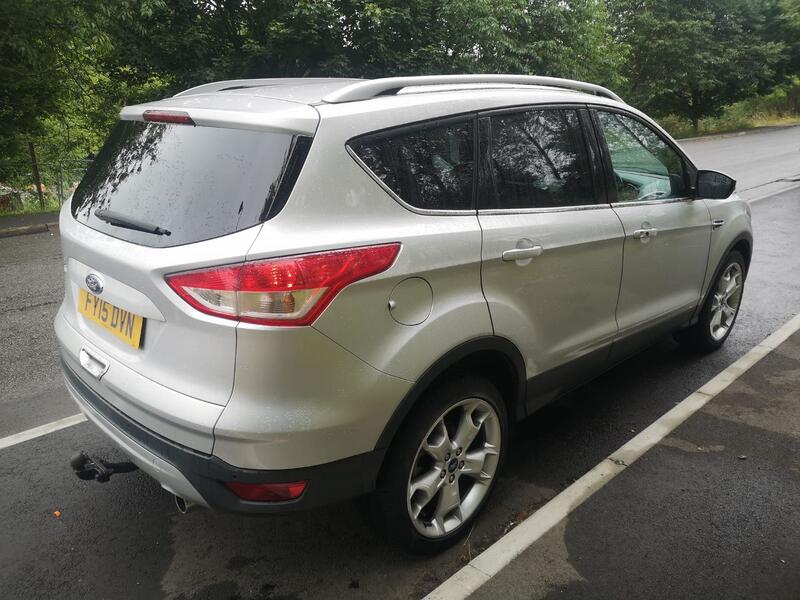 FORD KUGA