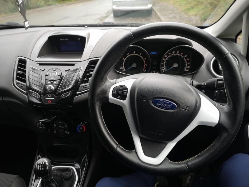 FORD FIESTA