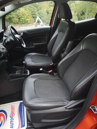 TOYOTA URBAN CRUISER