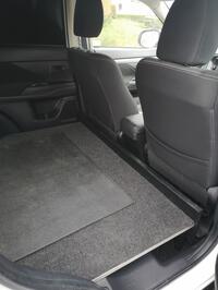 TOYOTA URBAN CRUISER
