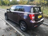 TOYOTA URBAN CRUISER
