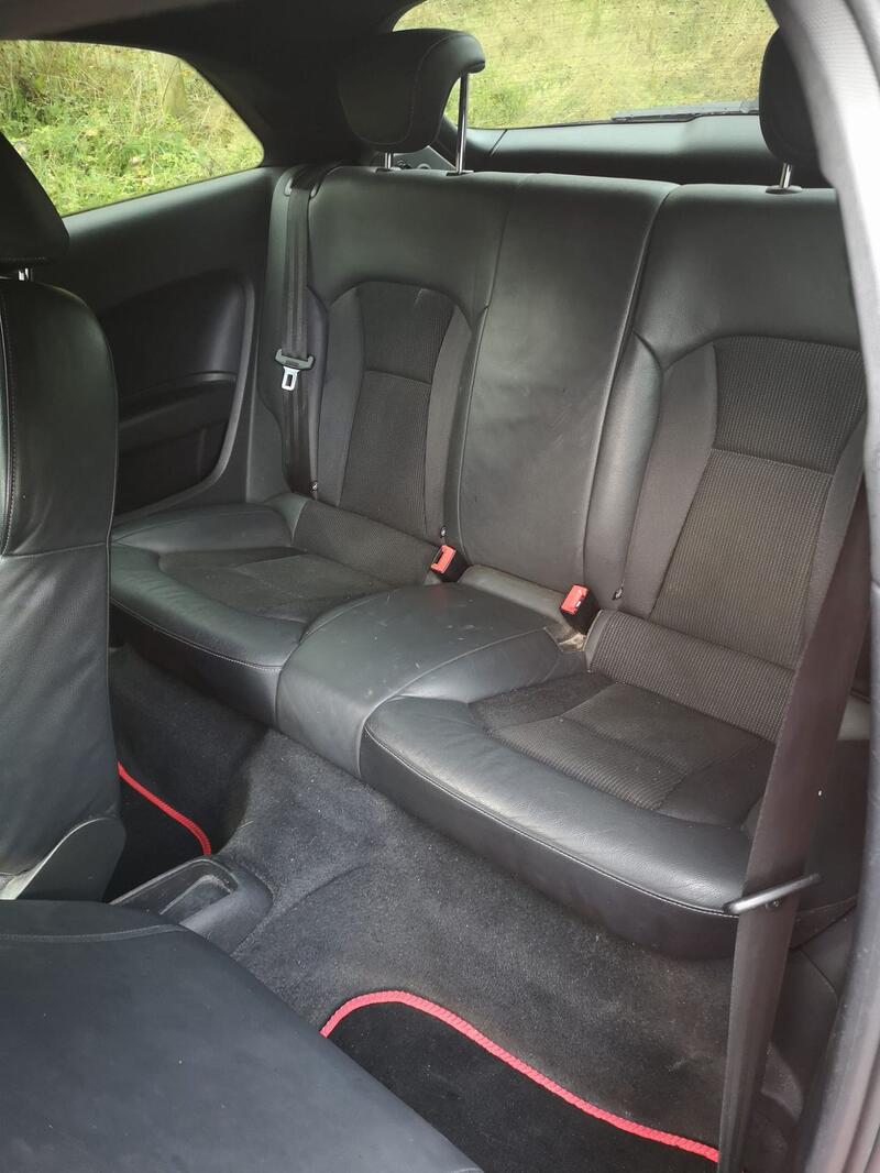 TOYOTA URBAN CRUISER