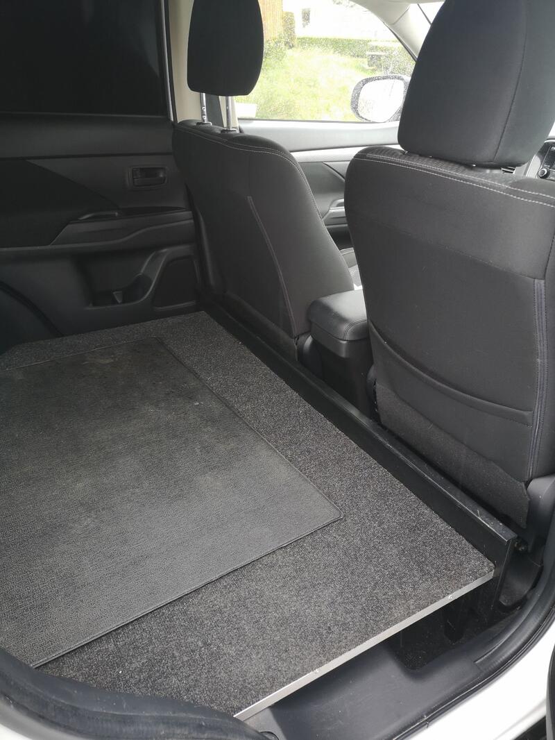 TOYOTA URBAN CRUISER