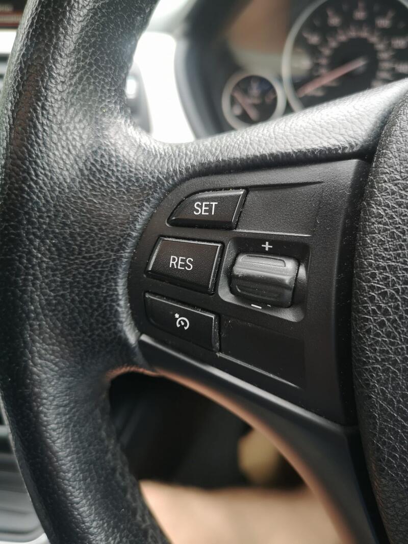 TOYOTA URBAN CRUISER