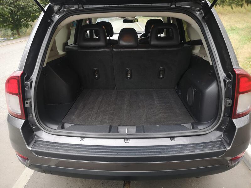 TOYOTA URBAN CRUISER