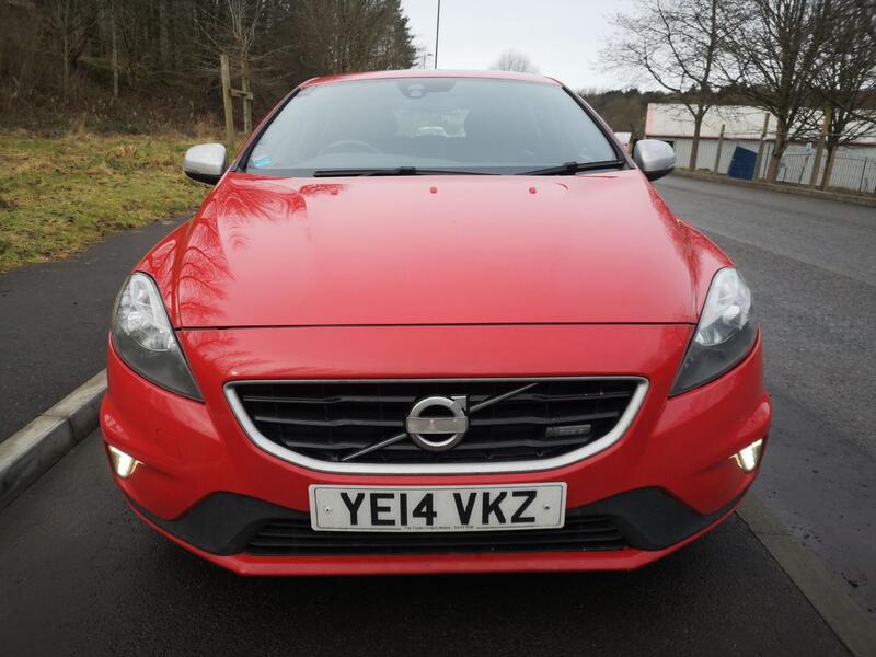 VOLVO V40
