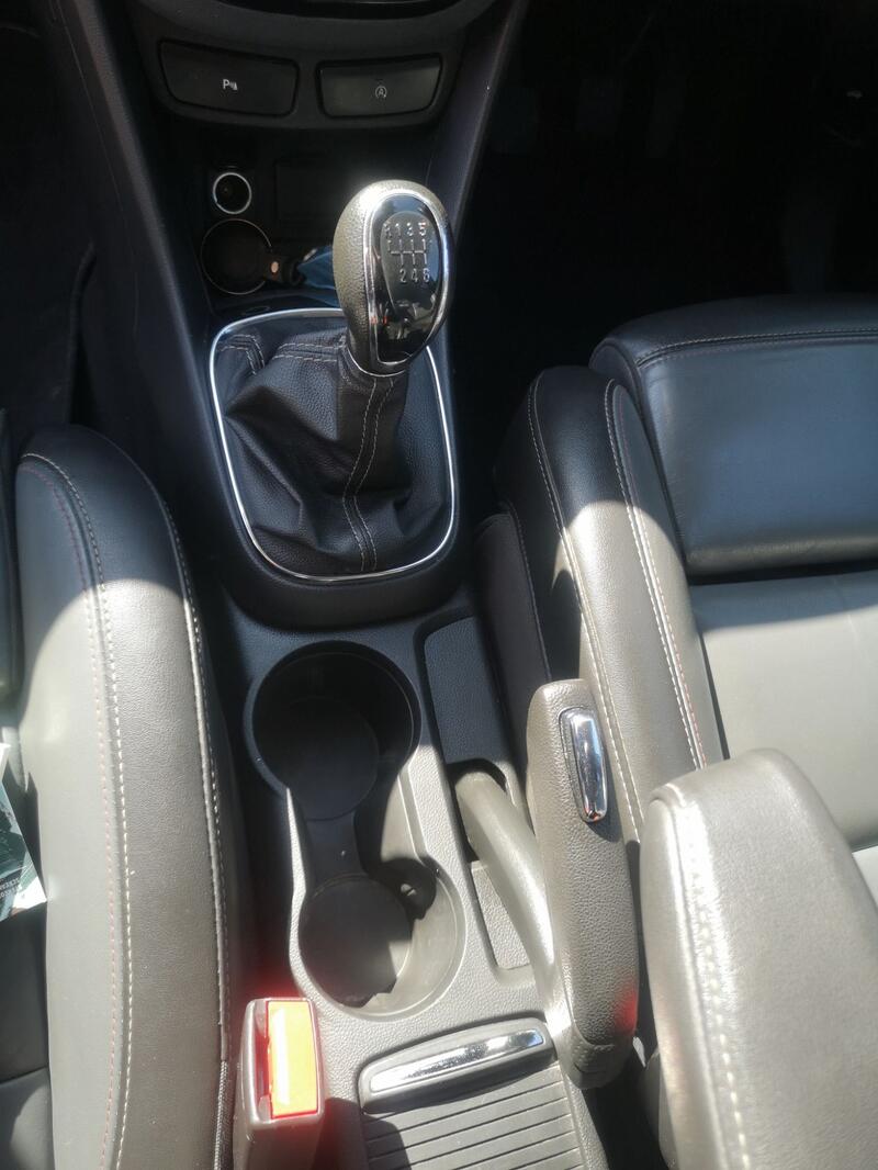 VAUXHALL MOKKA
