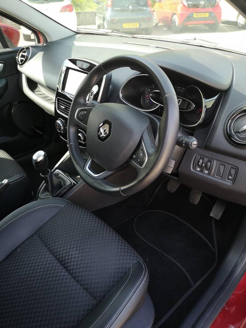 RENAULT CLIO